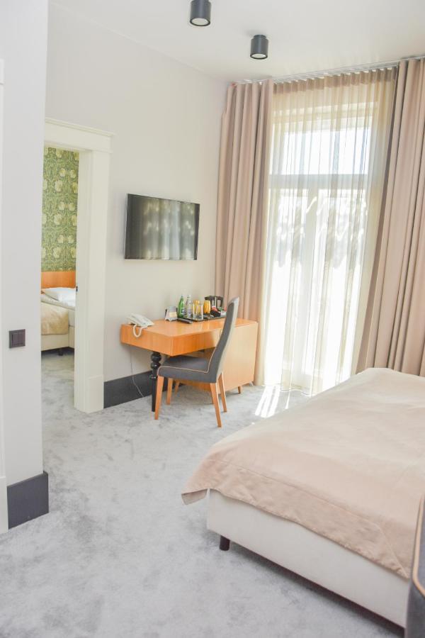 Hotel Nihil Novi Radom Exteriör bild